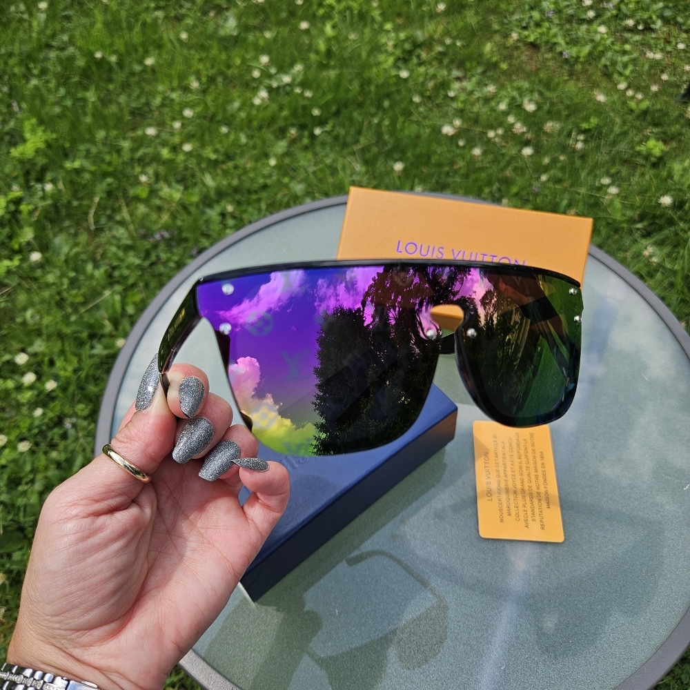 Mirrored Sunglasses